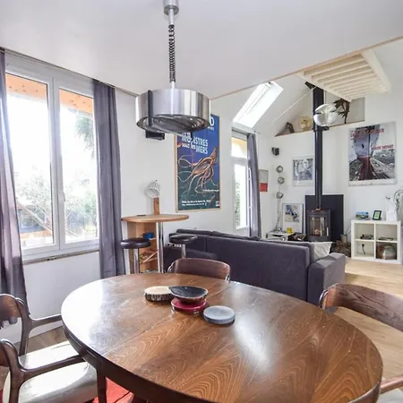 Maison Atypique Avec Grande Terrasse Proche Plages *